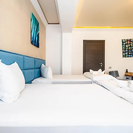 Star Light White Tower Apartment